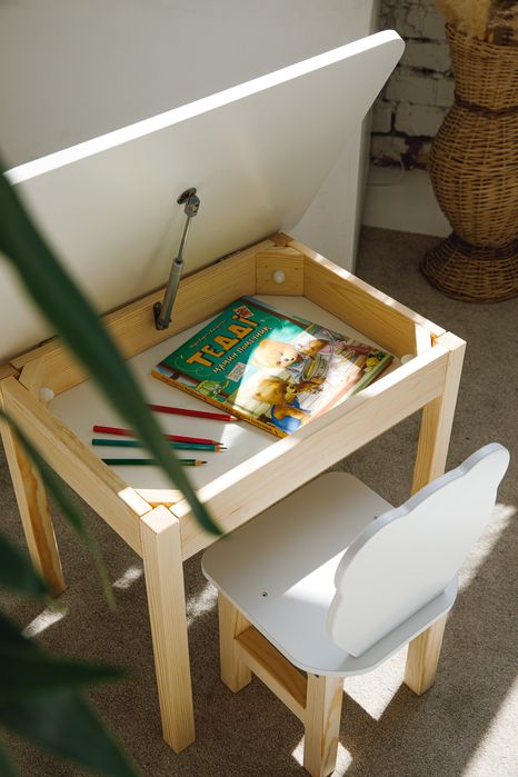 Дитячий столик та стільчик ведмедик комплект дитячий парта з пеналом