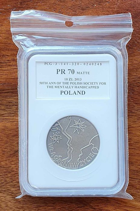 10zł | 2013 | Włączeni w Życie | PR70 | Ag