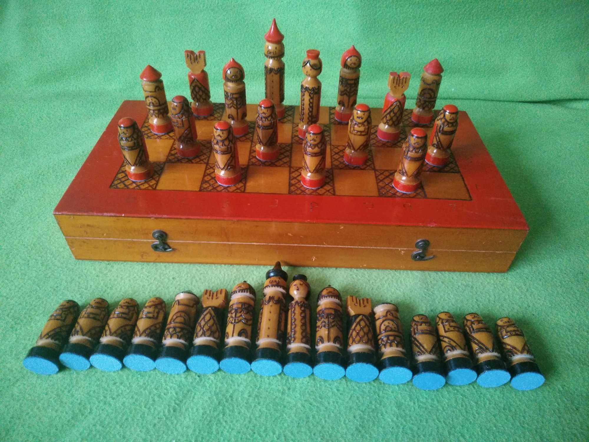 ХУДОЖЕСТВЕННЫЕ шахматы РЕДКИЕ - индивидуальная работа  (70 тые года)