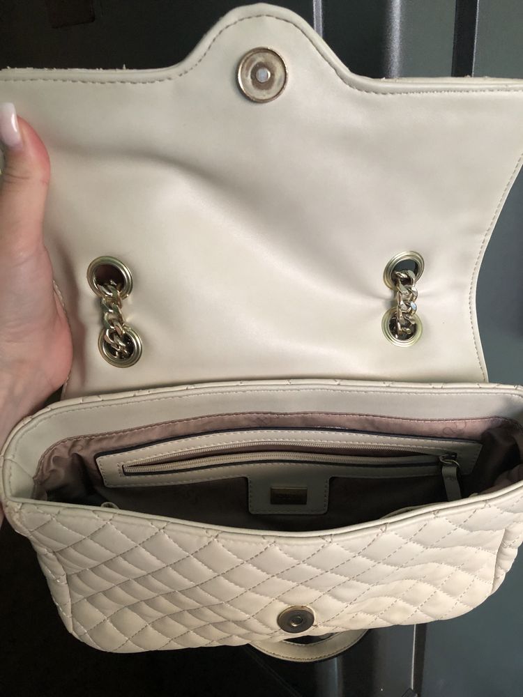 Женская сумка Guess оригинал, куплена в Италии