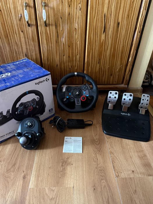 Kierownica Logitech G29 DrivingForce PC/PS4/PS5 + Shifter - Pudełko