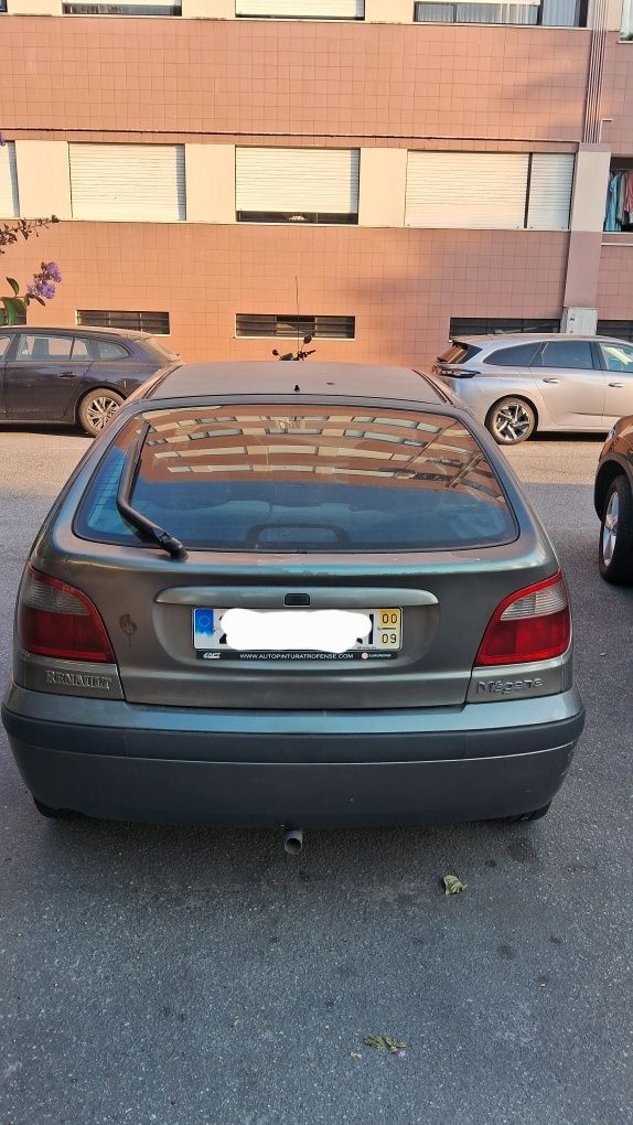 Renault Megane RXE ano 2000