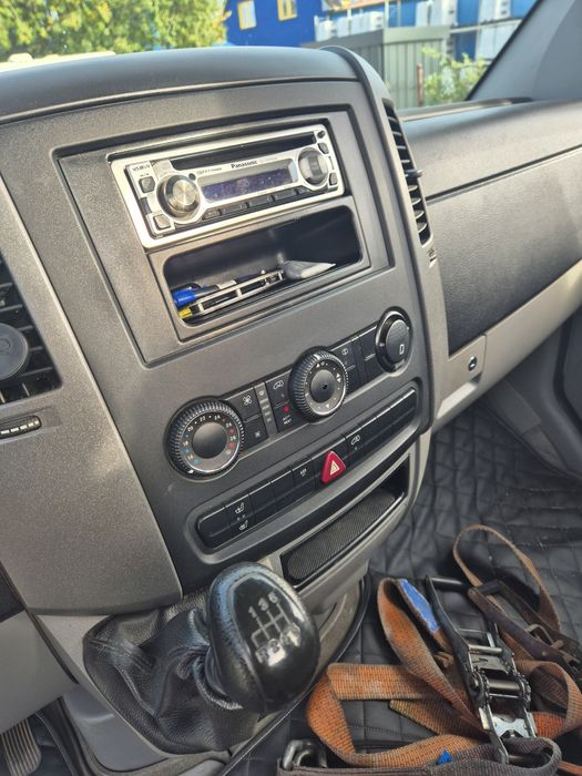 Mercedes Sprinter pomoc.dogowa najazd 3.0 v6    tylko 240 tyś.km ideal
