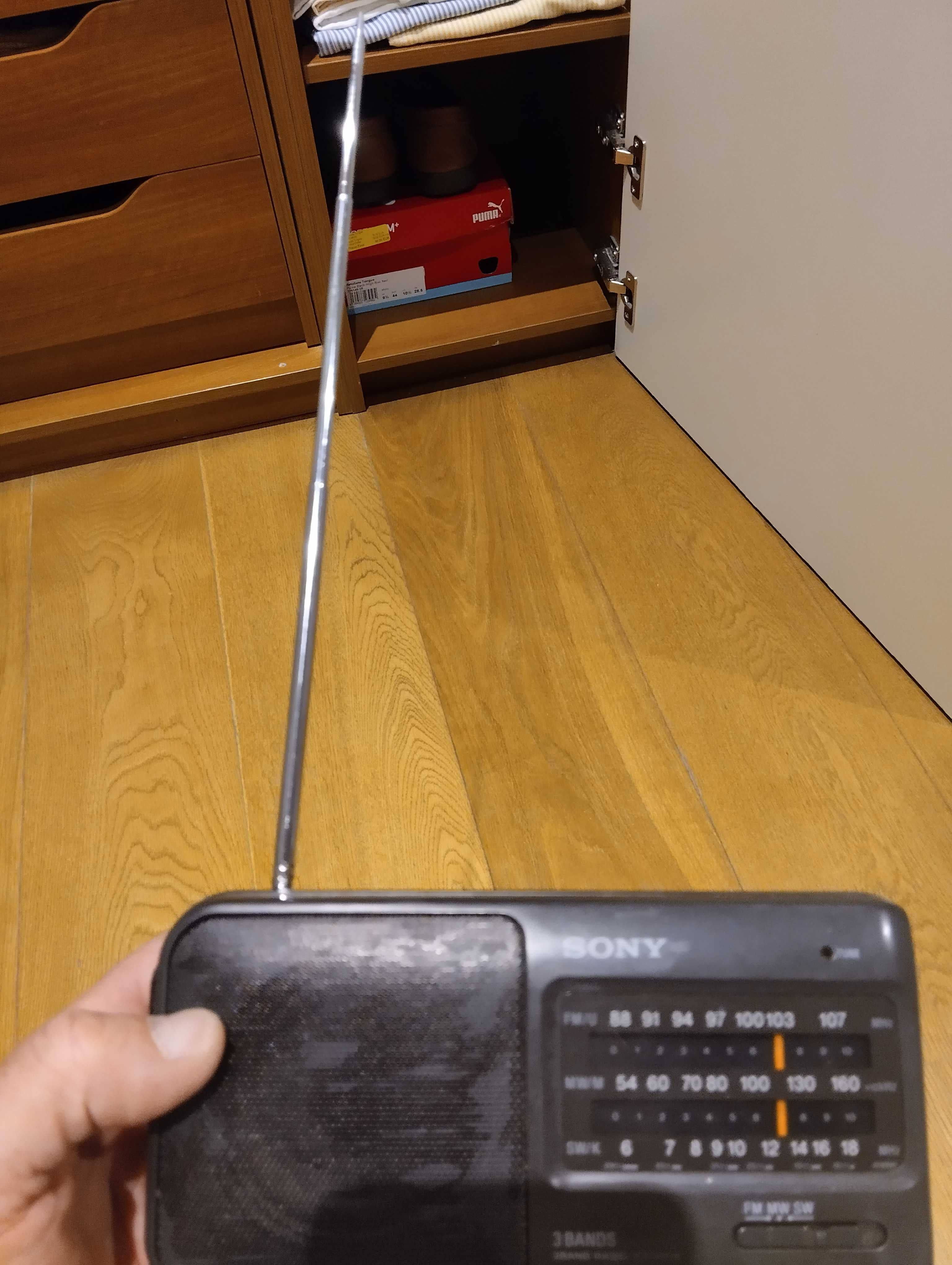 Радіоприймач Sony ICF 490S