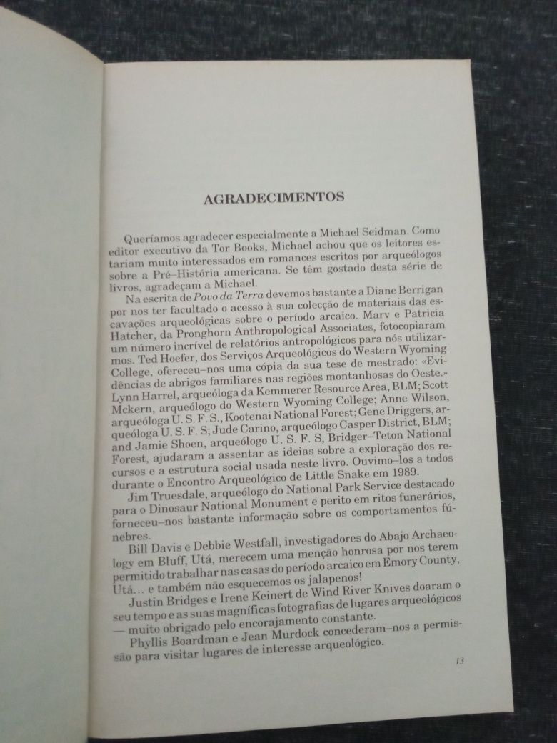 Livro" Povo da Terra" Usado