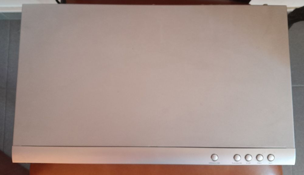 Leitor DVD DENVER Divx  228 - com comando e caixa