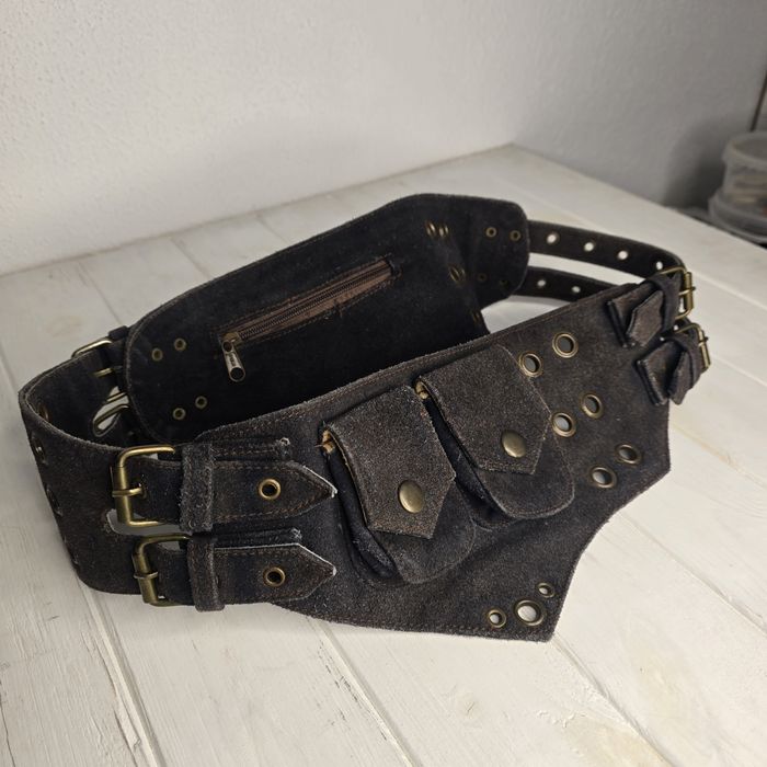 Поясная сумка шоколадного цвета  из замши — индийский хендмейд (Гоа)