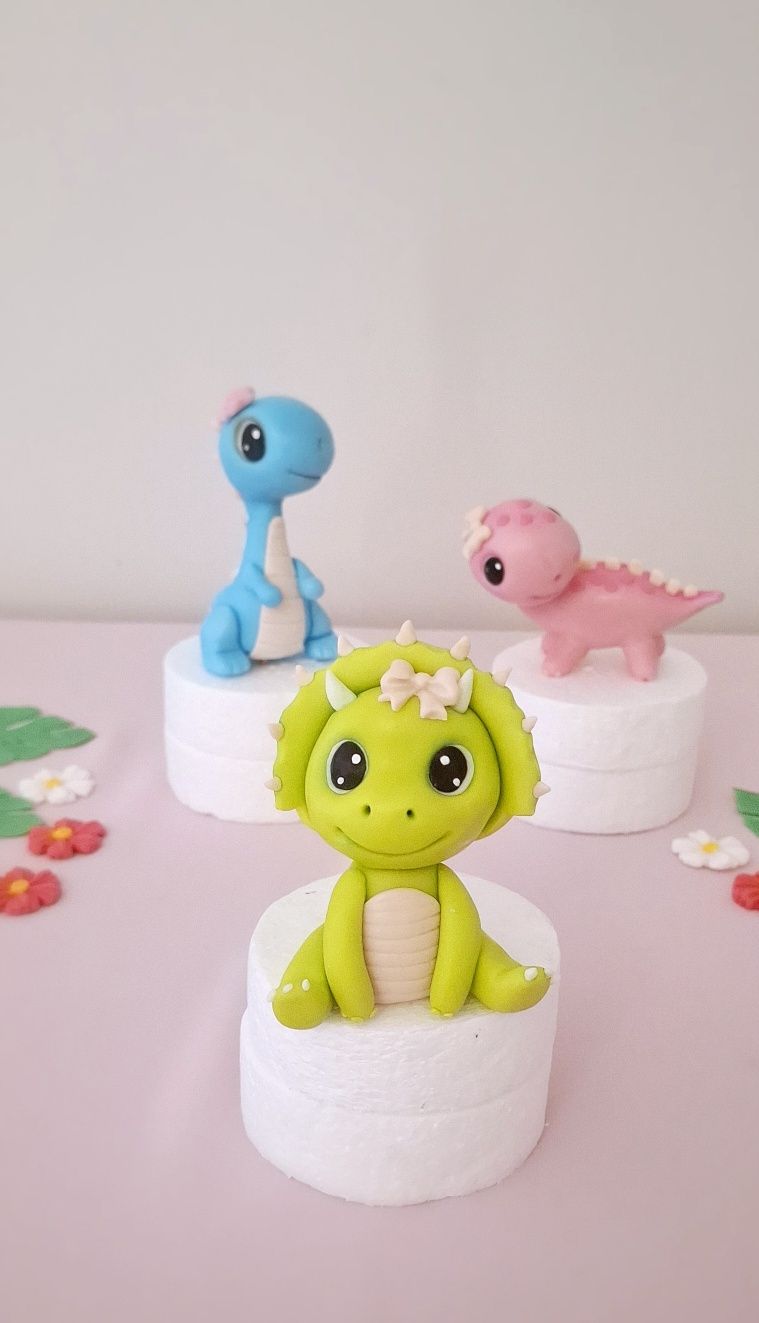 Dinozaury z masy cukrowej na tort duży zestaw
