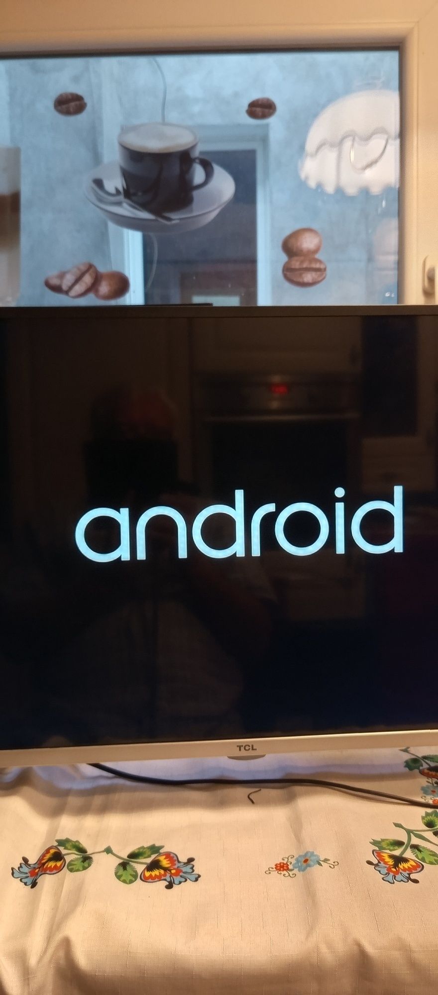 Sprzedam telewizor TCL model 32ES586X1 na Androidzie SMART WI-FI