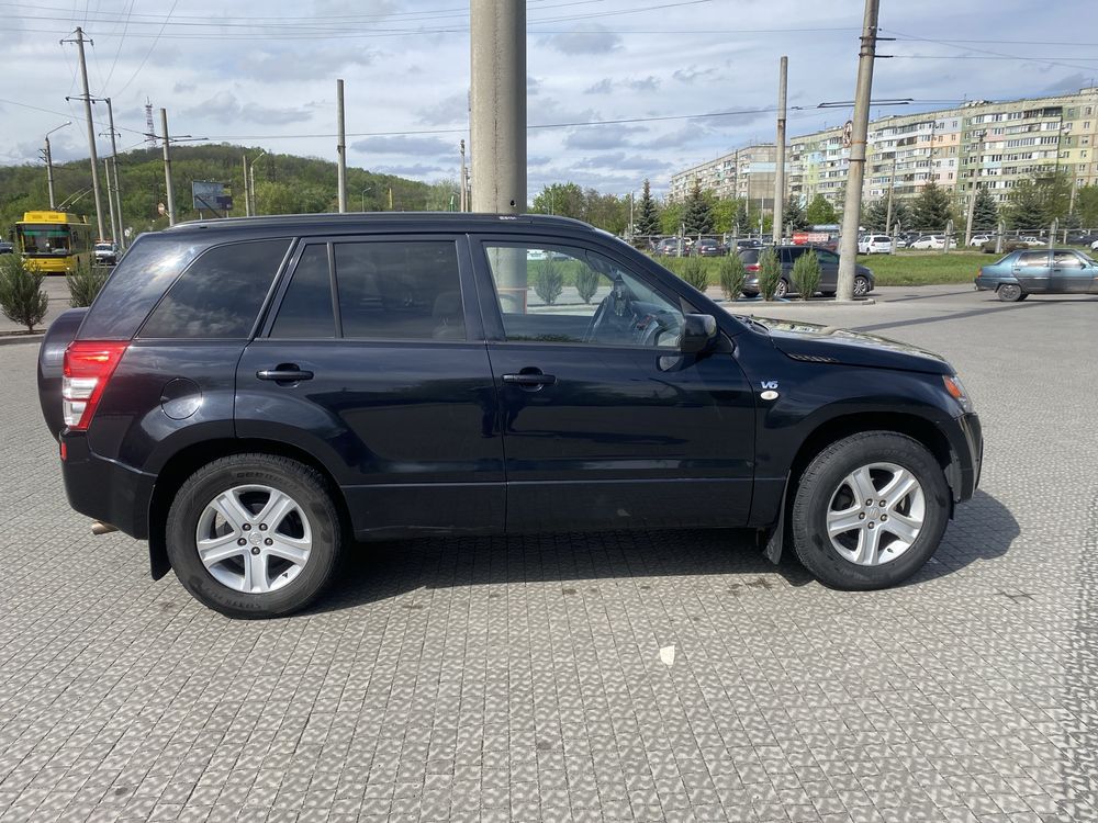 Suzuki grand vitara