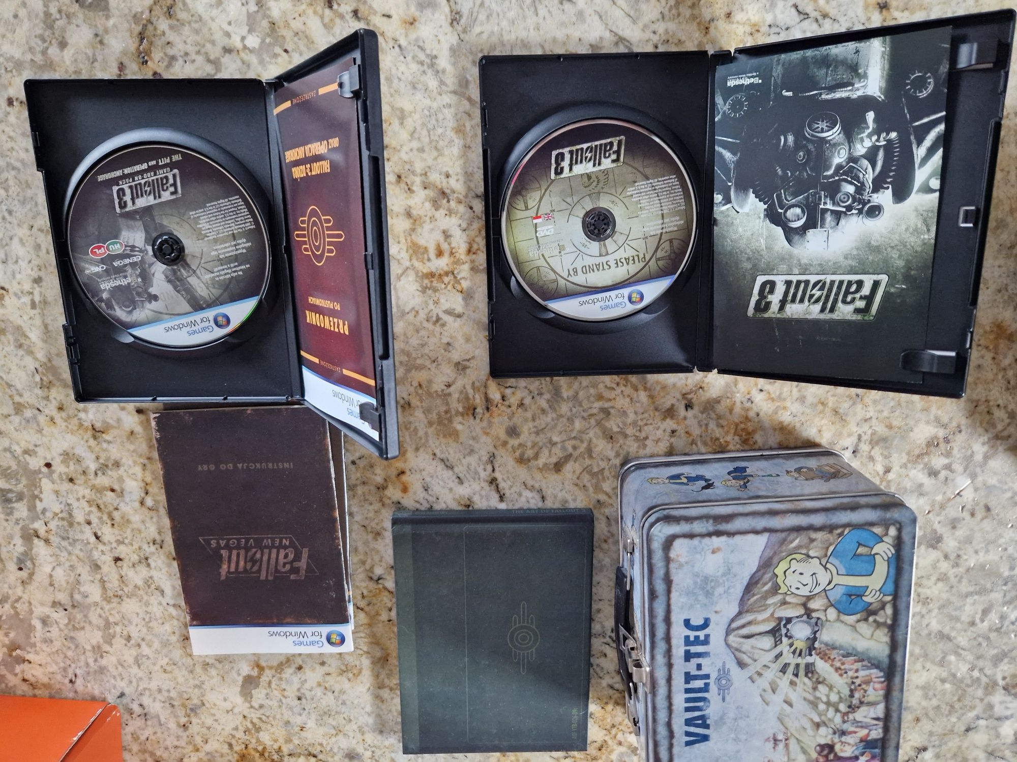 Fallout 3 edycja kolekcjonerska bez figurki + dodatek