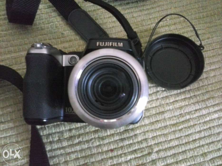 Máquina Fujifilm Finepix S8100 - portes de envio incluídos