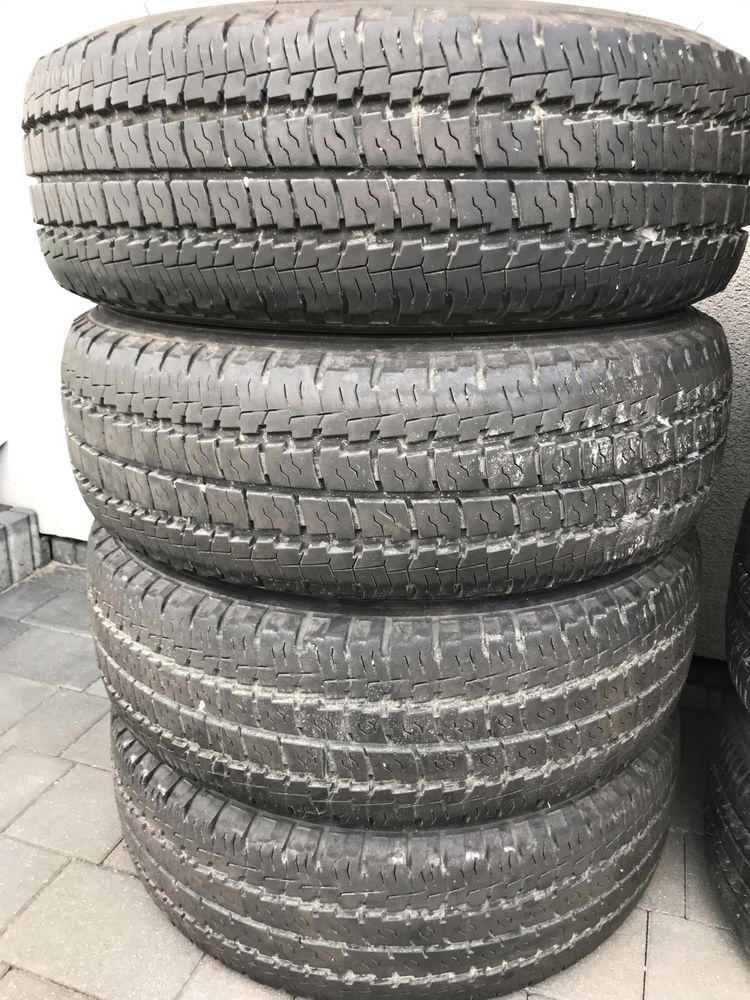 Opony 215/70 R15C, dostawcze, kamper, bus