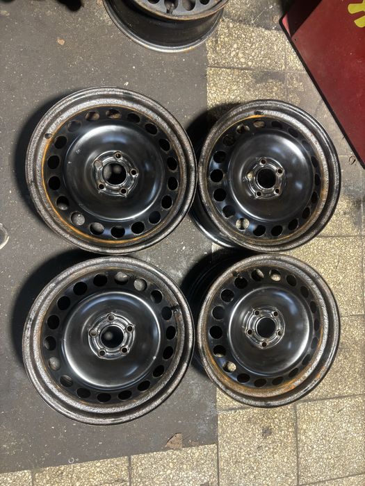 GG7 komplet felg stalowych 17” 5x108 Ford czujniki TPMS