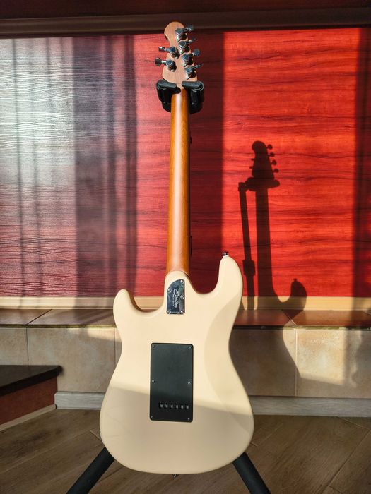 Sterling by Music Man CT50 HSS VC - stan igła