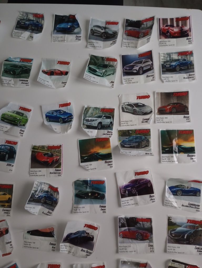 Obrazki karty samochody pojazdy gumy turbo BMW,Ferrari kolekcjonerskie