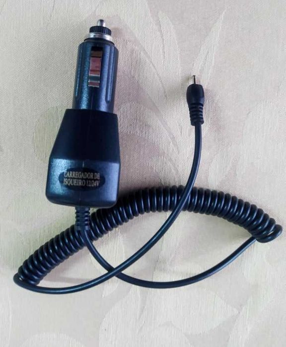 2 Carregadores de Isqueiro DC-4