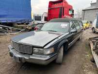 Cadillac Fleetwood Oryginalny karawan Cadillac USA.