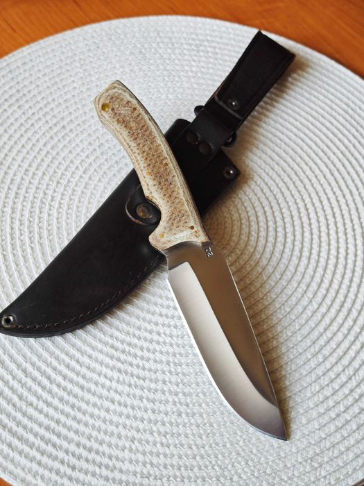Nóż myśliwski Varms 51 /D2/ Bushcraft
