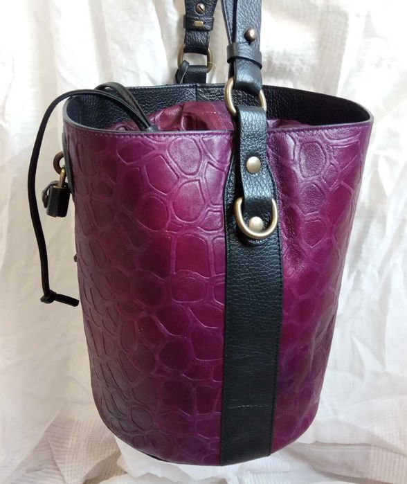 Кожаная сумка ведро цилиндр А. Bellucci Италия натуральная кожа