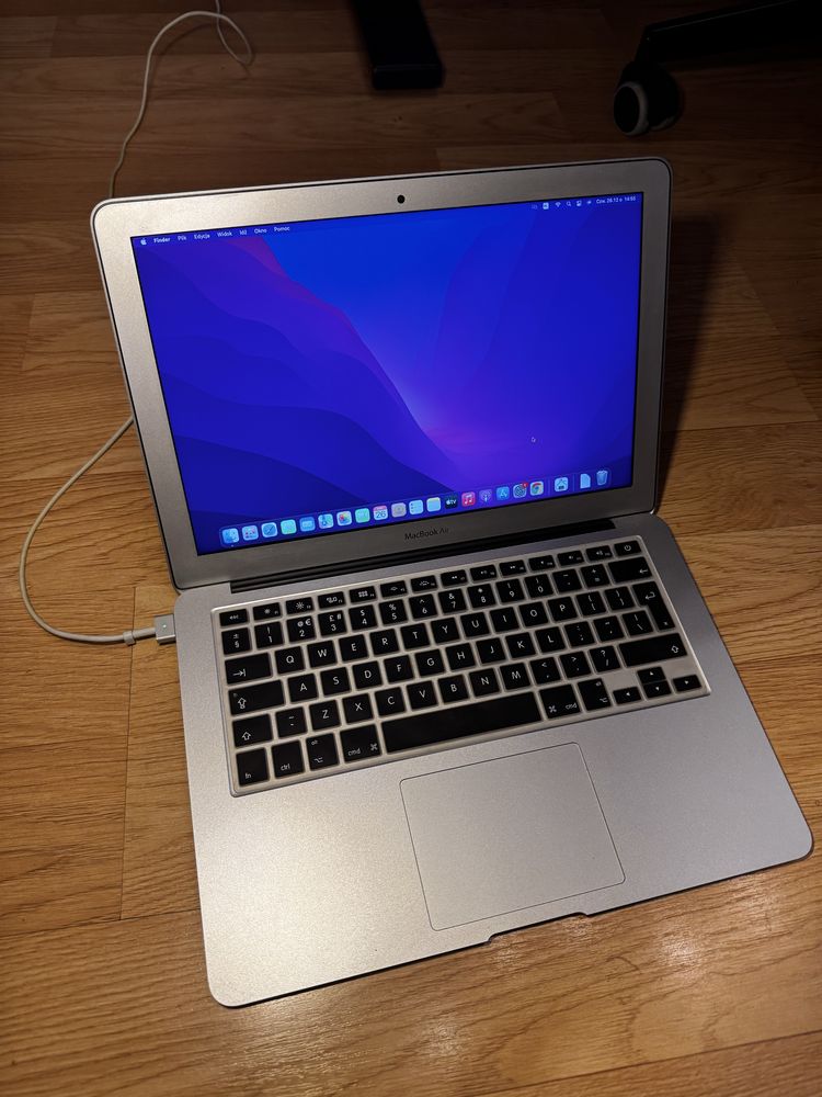 Apple Macbook Air 2017 13,3 sprawny laptop iphone ipad super stan