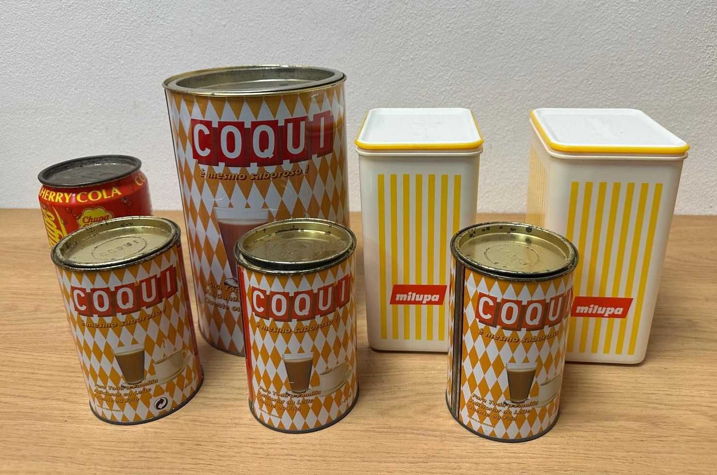 Latas vazias alimentação infantil publicidade