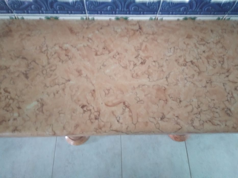 Consola em mármore