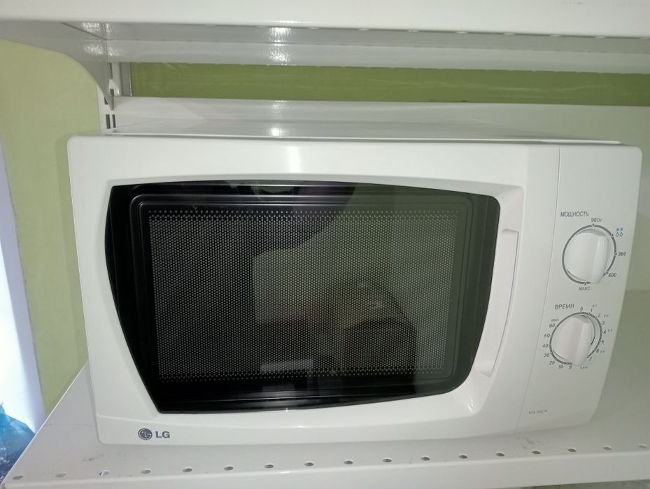 Мікрохвильовка в гарному стані.