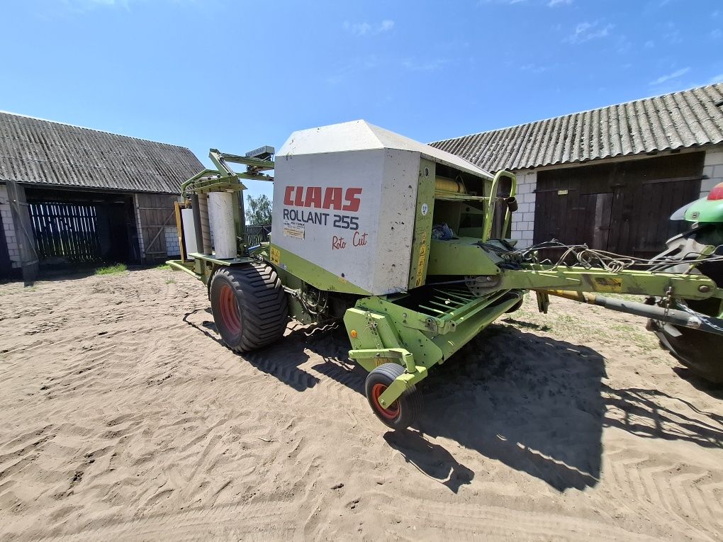 Prasoowijarka Claas Rollant 255 roto cut