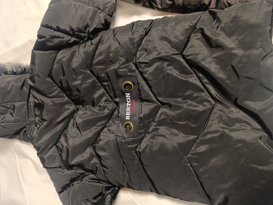 Зимові курточки на 5-6років(116-122)