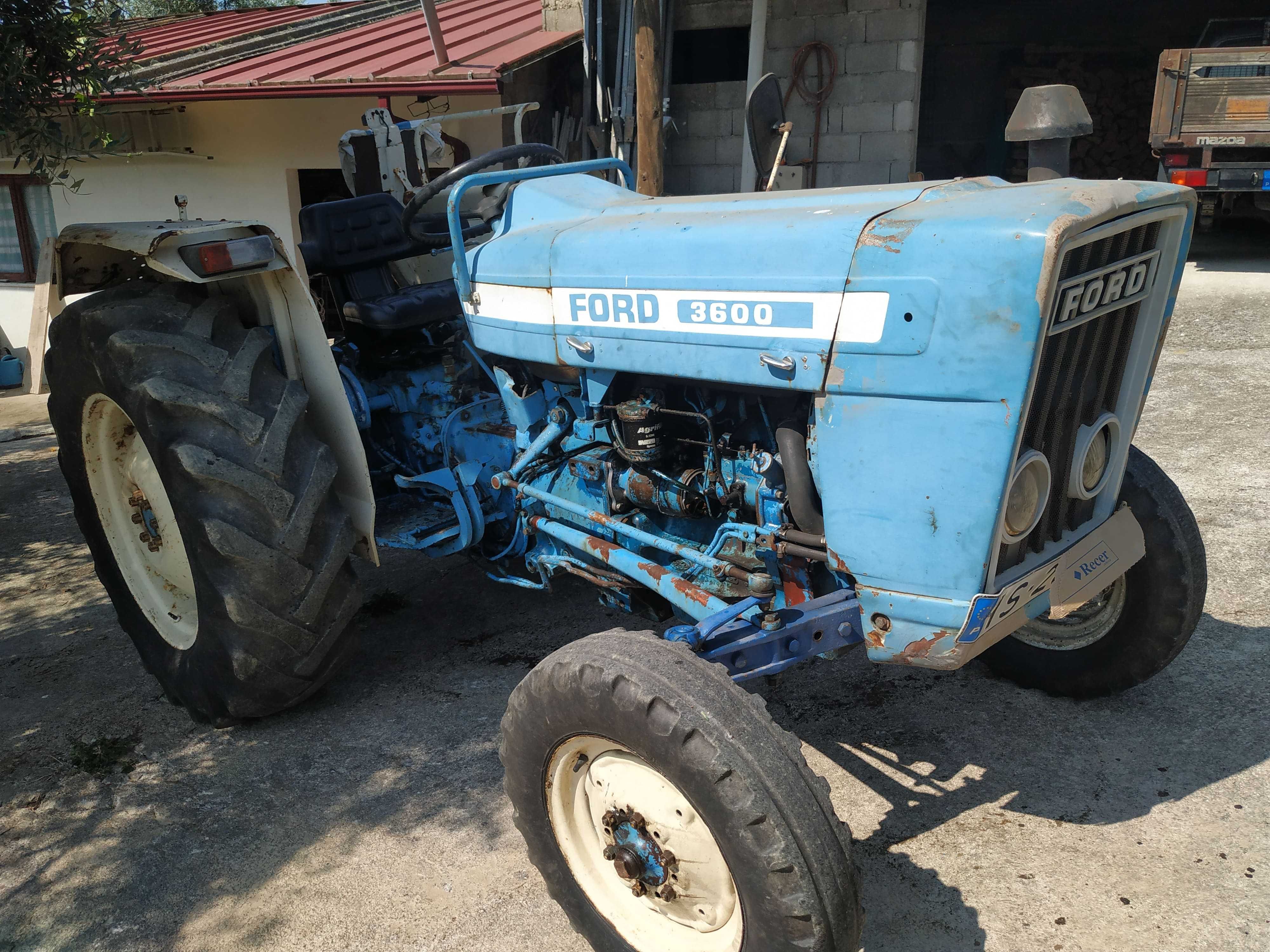 Trator Ford 3600