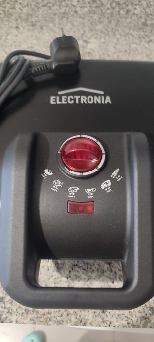 Grelhador Eletrónia. Novo nunca usado