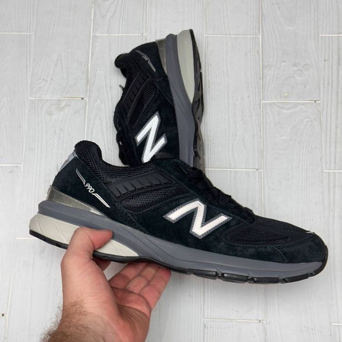 Чоловічі кросівки new balance 990 v5