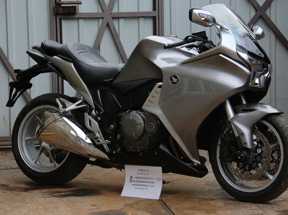 Honda VFR1200 разборка. запчасти новые и Б/У в наличии