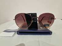Nowe Okulary Kendall + Kylie przeciwsłoneczne 

EYEWEAR