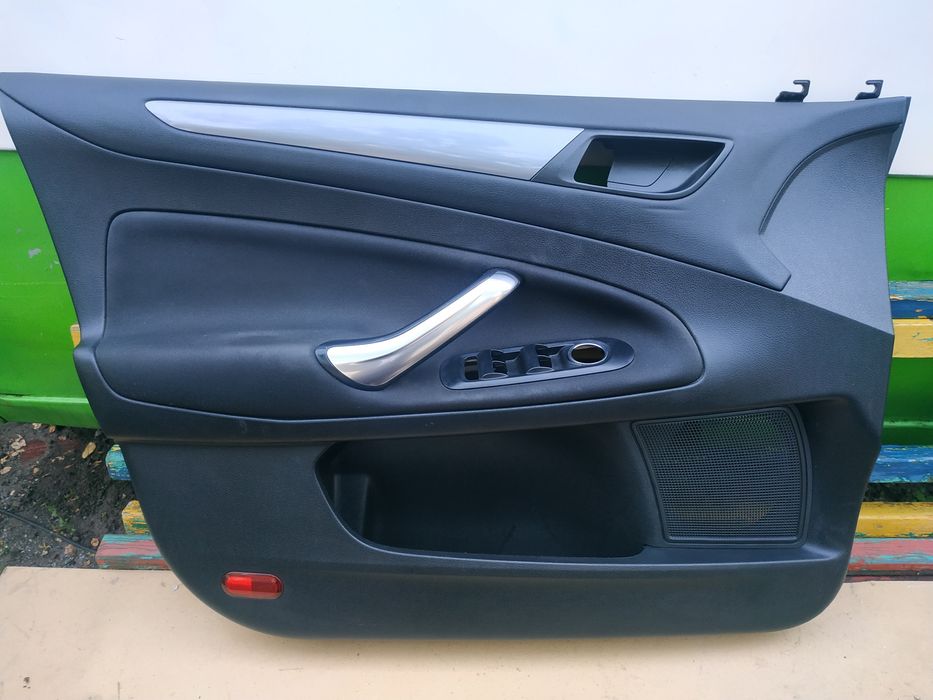 Карти двері Форд мондео 4 рестайл.