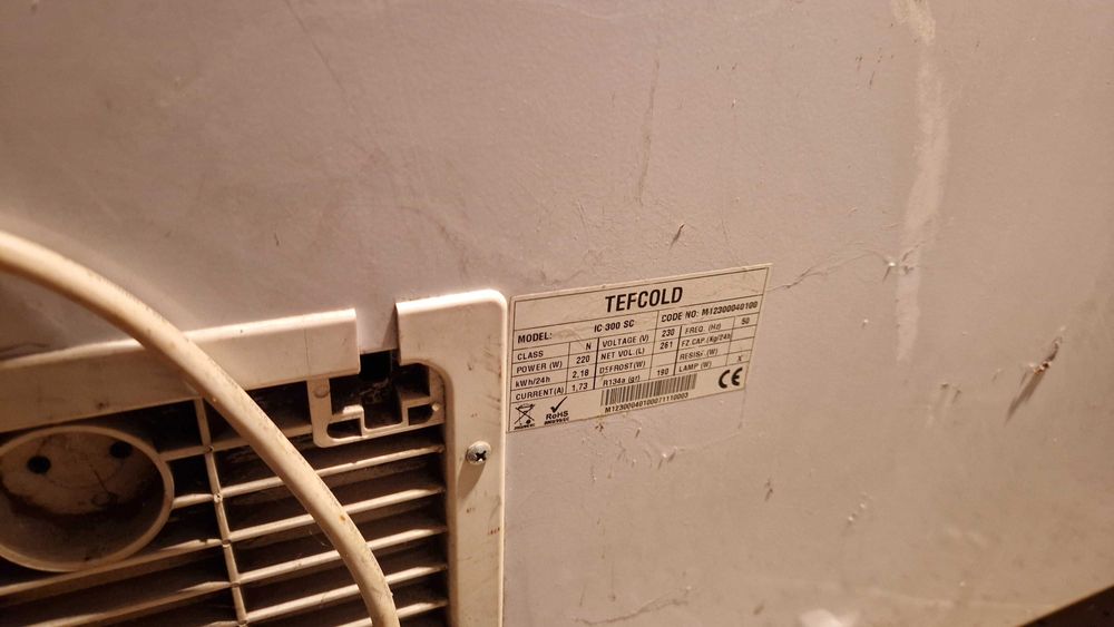 Zamrażarka Tefcold IC 300 SC – profesjonalna skrzyniowa zamrażarka