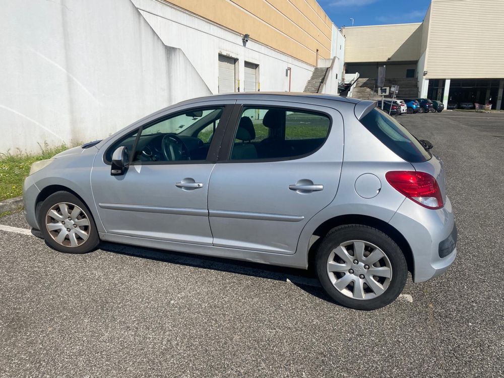 PEUGEOT 207 1.4 Tdi