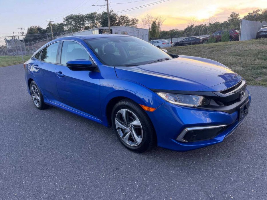 Honda Civic LX      2021