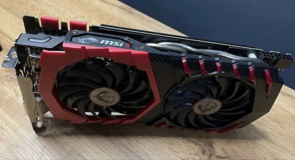 Видеокарта GTX 1070 б/у в отличном состоянии