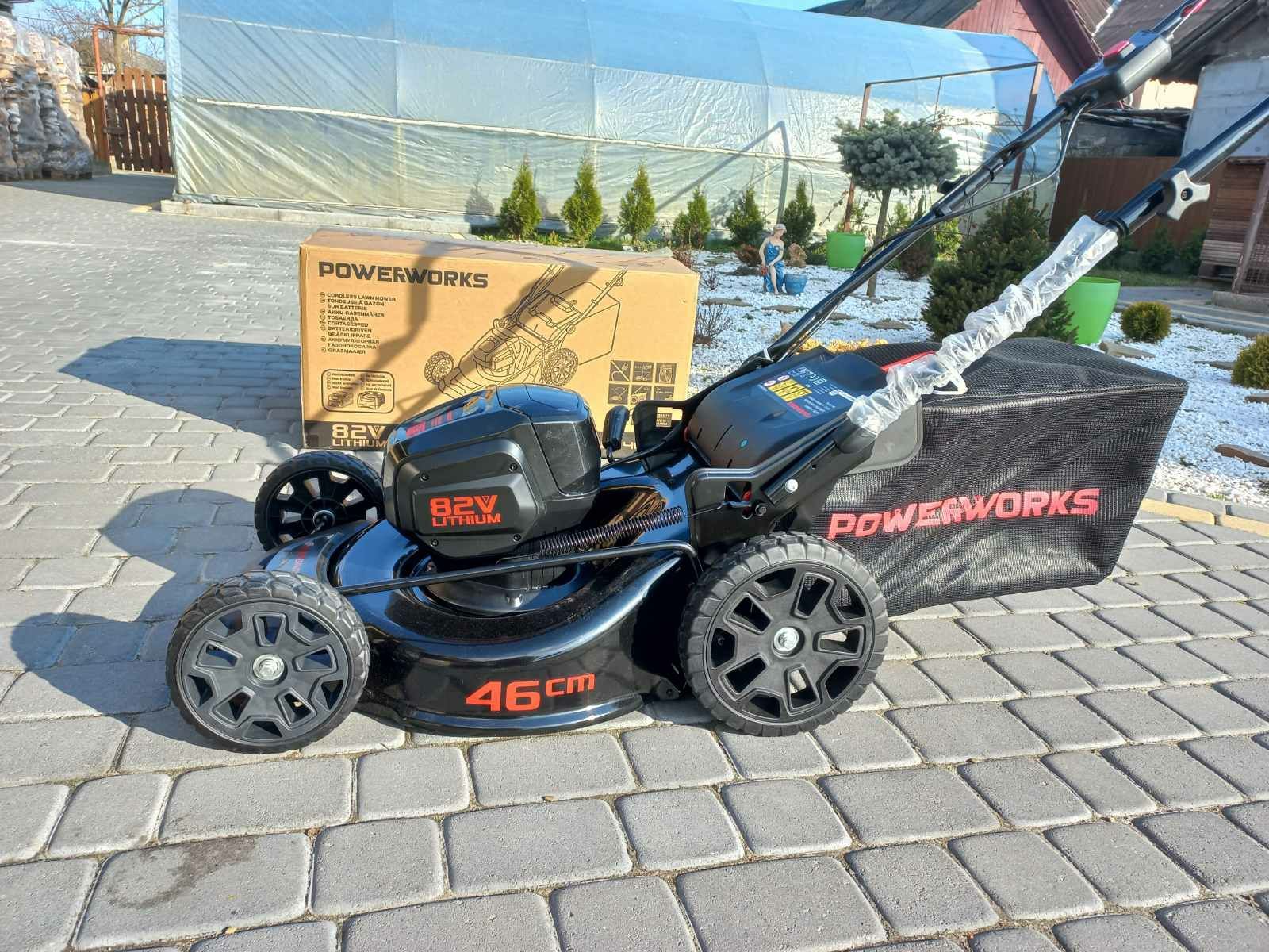 Аккамуляторна газонокосярка greenworks 82v powerworks 82v PC82LM46HP