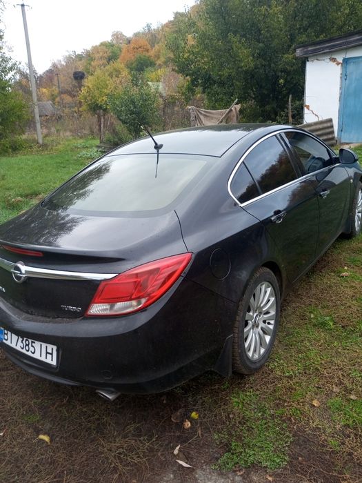 Opel insignia 2009 рік 2.0 бензин Обмін