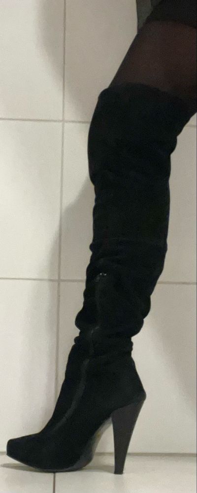 Botas de cano alto em camurça El Corte Inglês