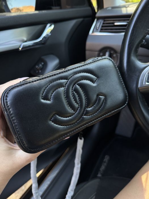 Шкіряна сумка шанель