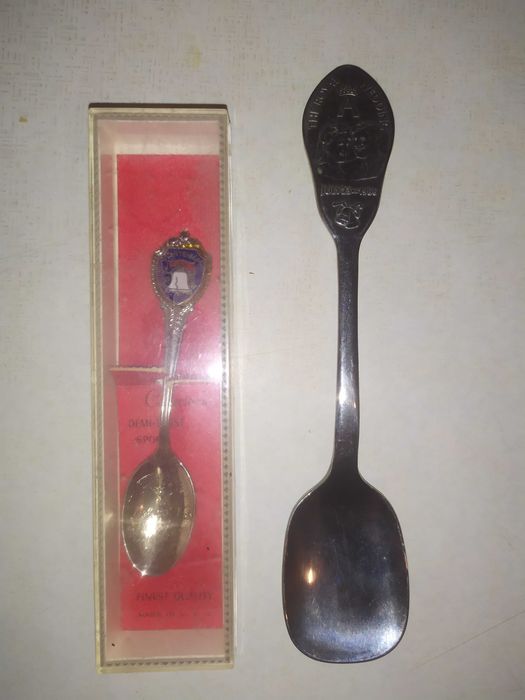 Ложечки чайные коллекционные, сувенирные, винтаж.