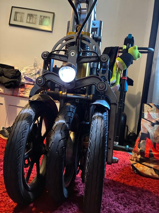 Mota eléctrica dobrável