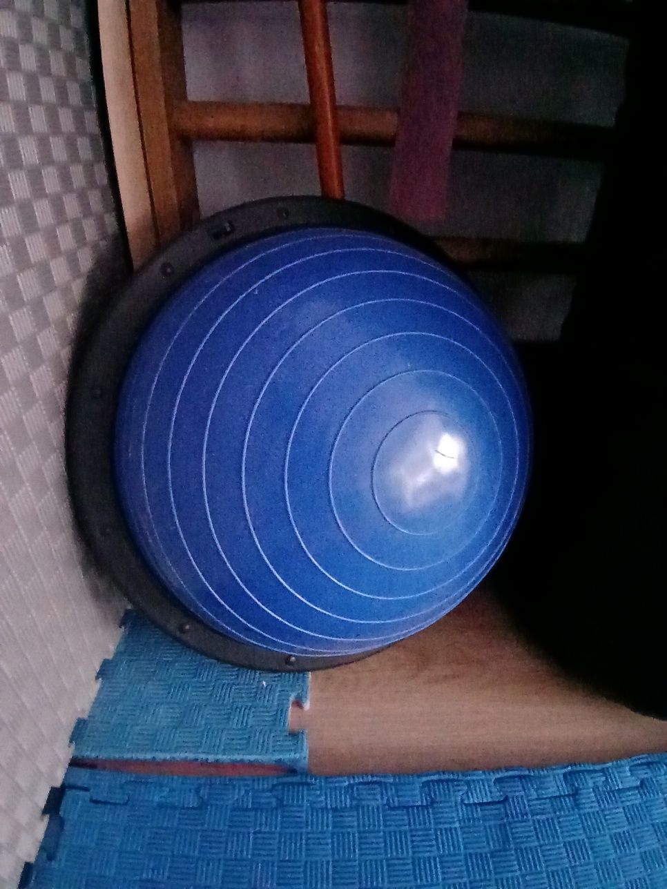 Bosu, sacos boxe, Estante, arcos fitness , corda naval, sofá, cacifo