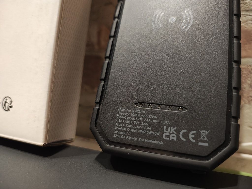 Захисний Power bank XD 10000mah 37WH бездротова, соняшна зарядка новий