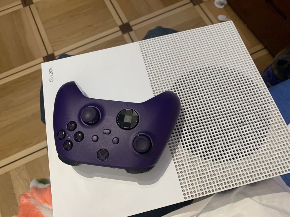 Xbox one digital edition 1Tb