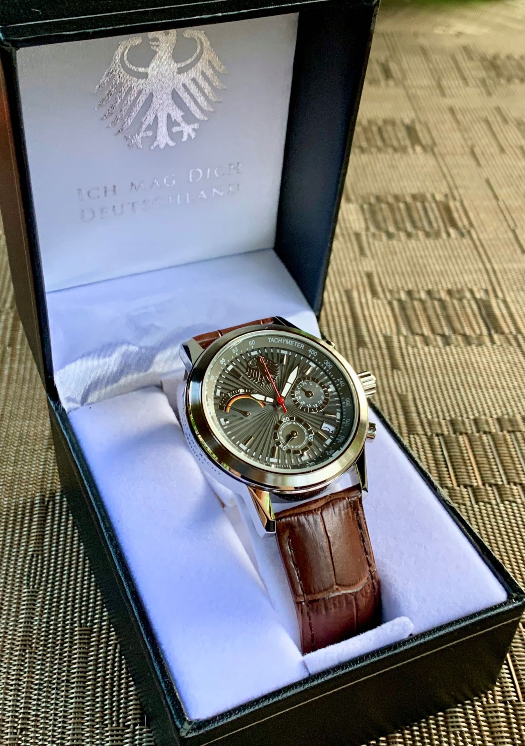 Zegarek Męski Orzeł Prawo i Wolność Seiko mechaquartz caliber VK83